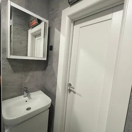 Joy Vracar 3 Bedrooms 2 Bathrooms Apartment Belgrade