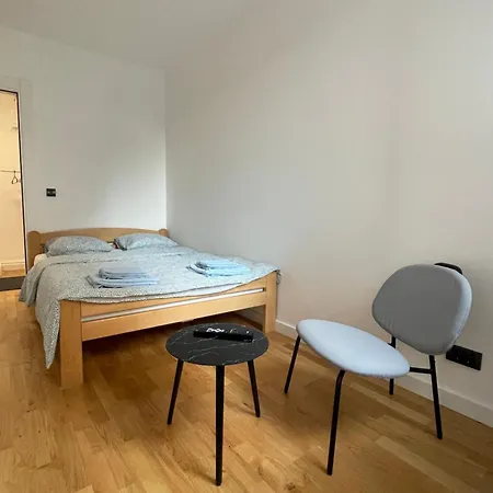 Apartment Joy Vracar 3 Bedrooms 2 Bathrooms Belgrade