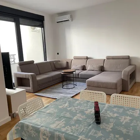 Apartment Joy Vracar 3 Bedrooms 2 Bathrooms *
