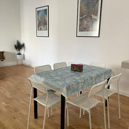 Joy Vracar 3 Bedrooms 2 Bathrooms Apartment Belgrade