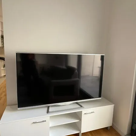 Apartment Joy Vracar 3 Bedrooms 2 Bathrooms