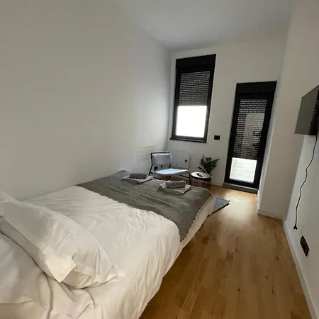Joy Vracar 3 Bedrooms 2 Bathrooms * Belgrade